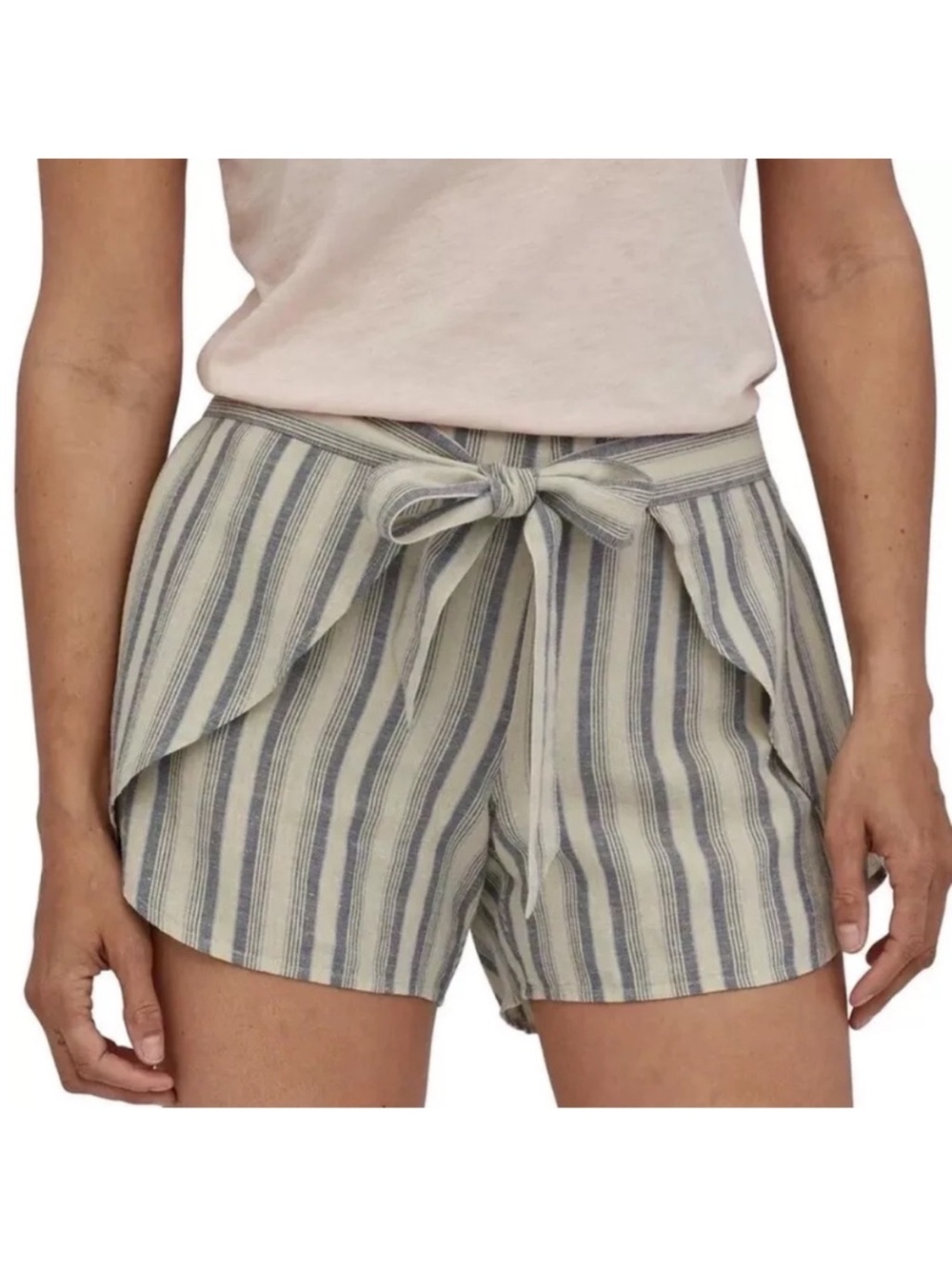 Patagonia striped Patagonia Women's Garden Island Shorts large